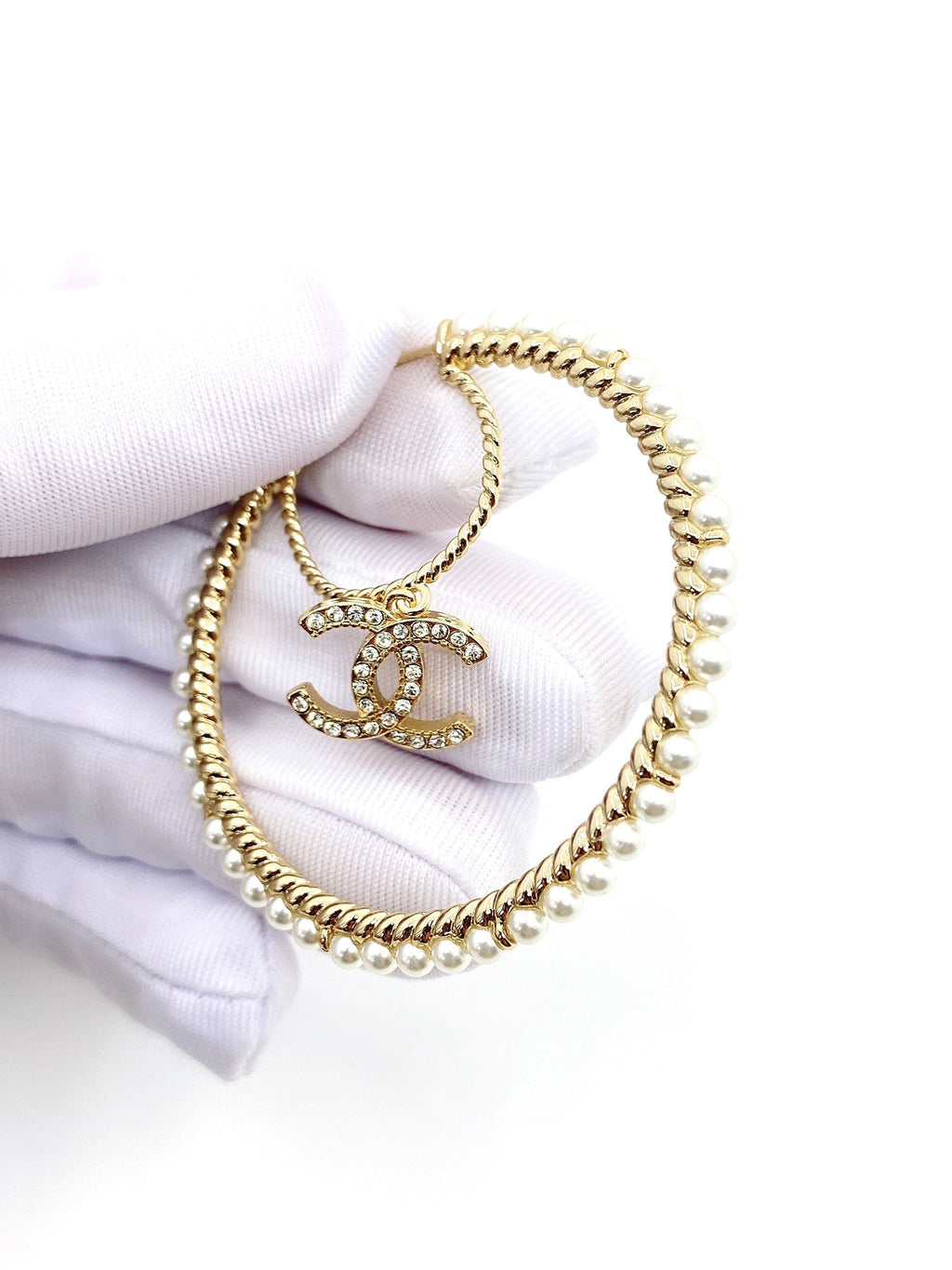 18K  Chanel Circle Earrings