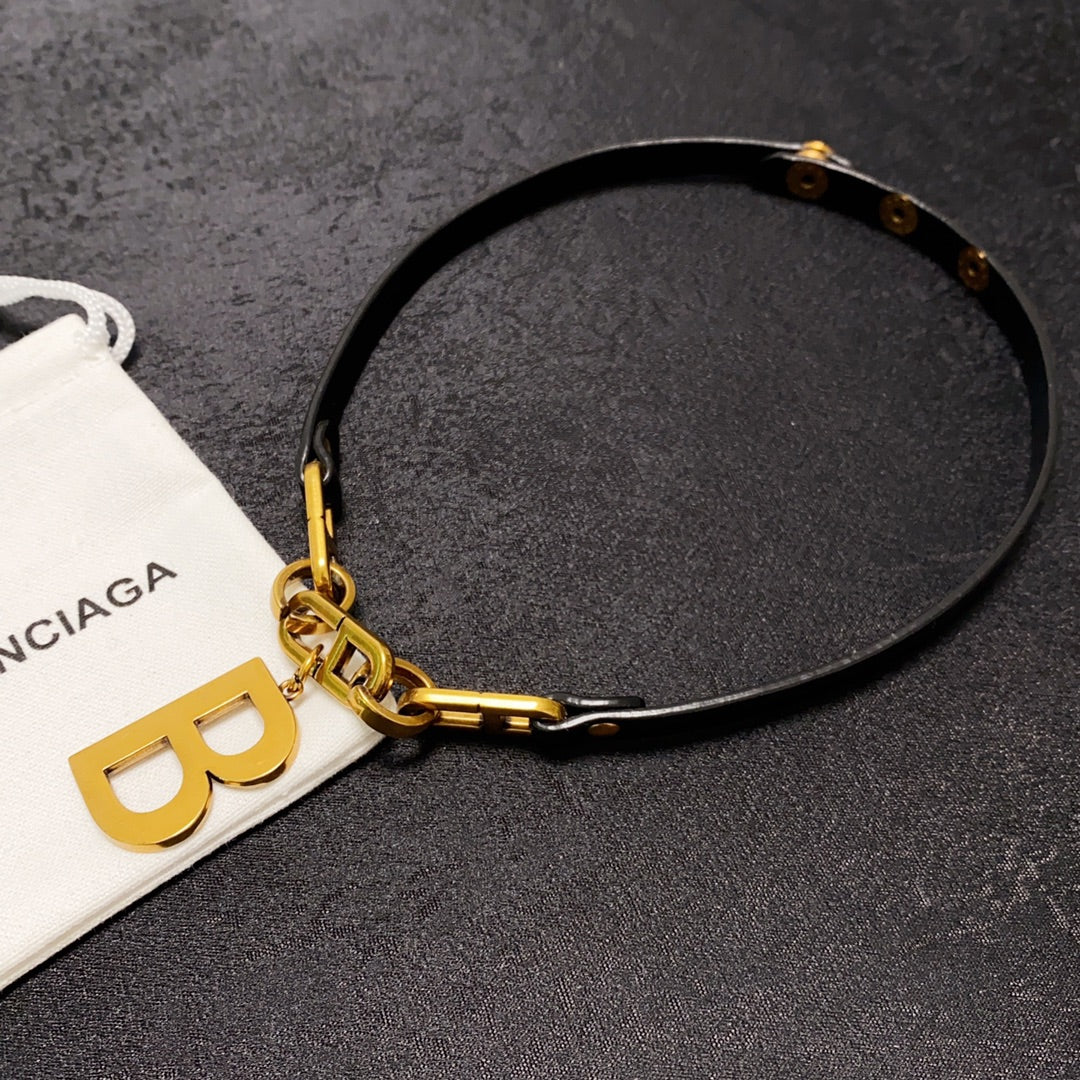 18K Balenciaga Choker Necklace