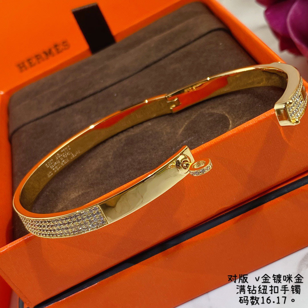 18K Yellow Gold Kelly Diamonds Hermes Bracelet